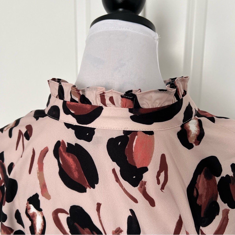 Eloquii Panthera Button Down w/ Ruffle Neck - NWT - Picture 12 of 15